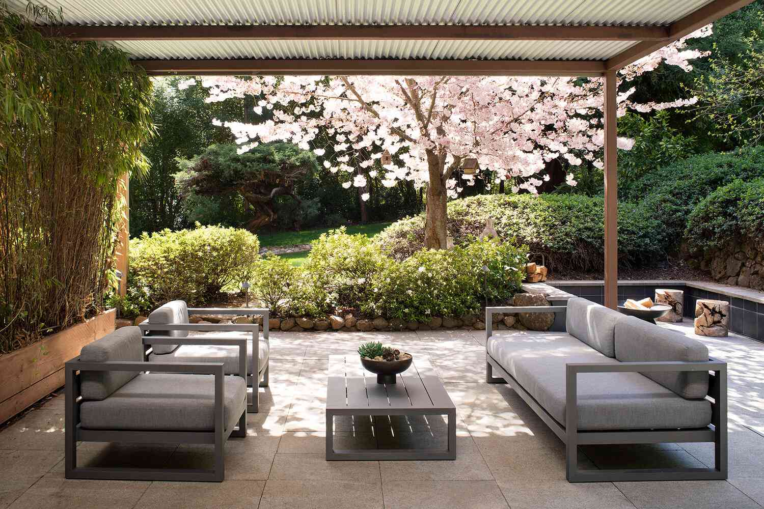 minimalist patio ideas 