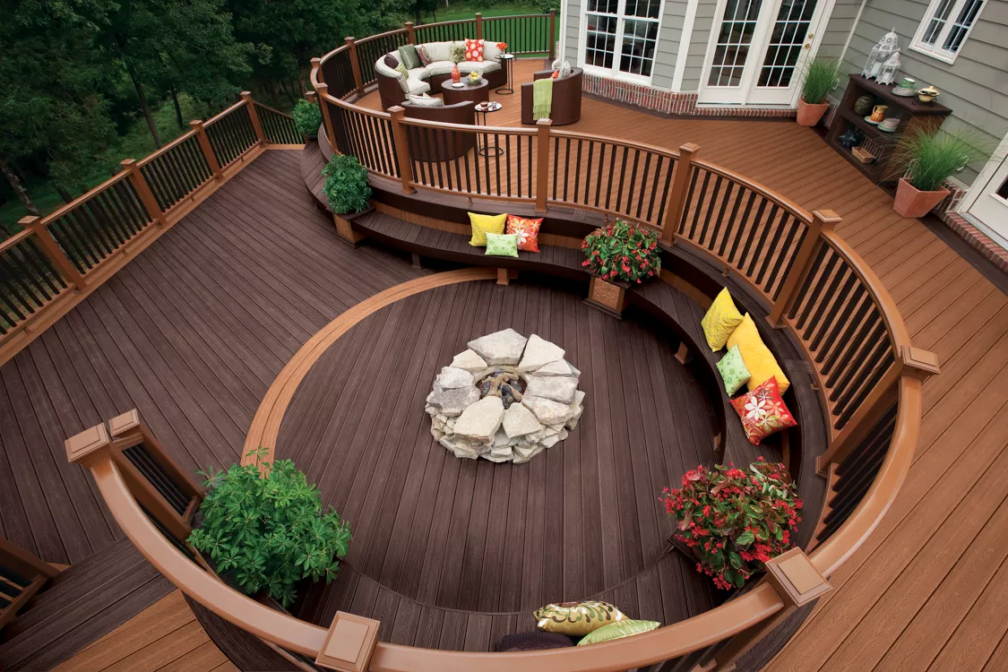 Built-In Seating On The Deck 