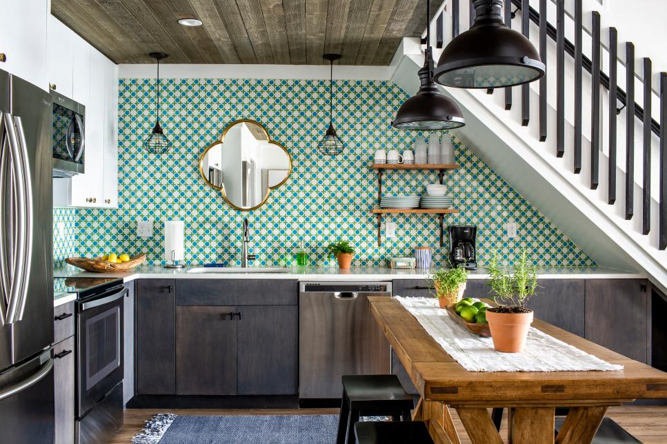 Colorful & Breezy Space in Kitchen