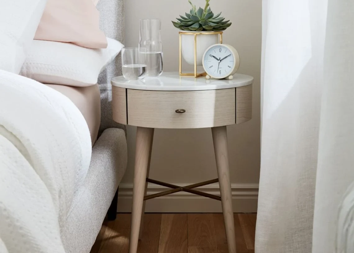 Curved bedside table