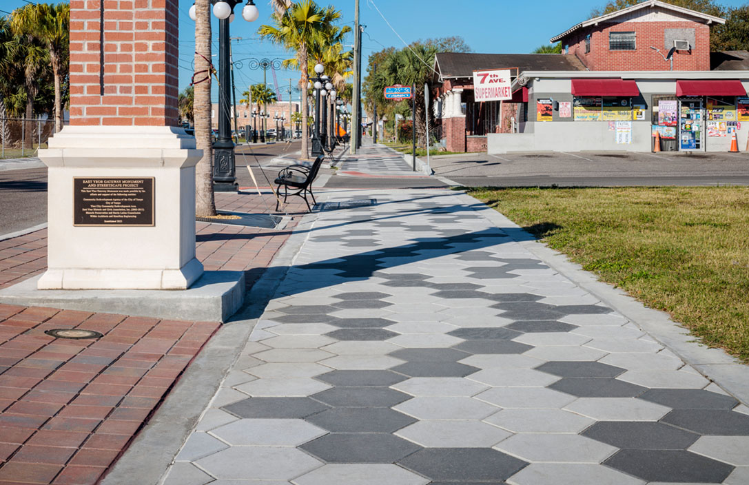 Driveway Pavers With Geometric Shapes