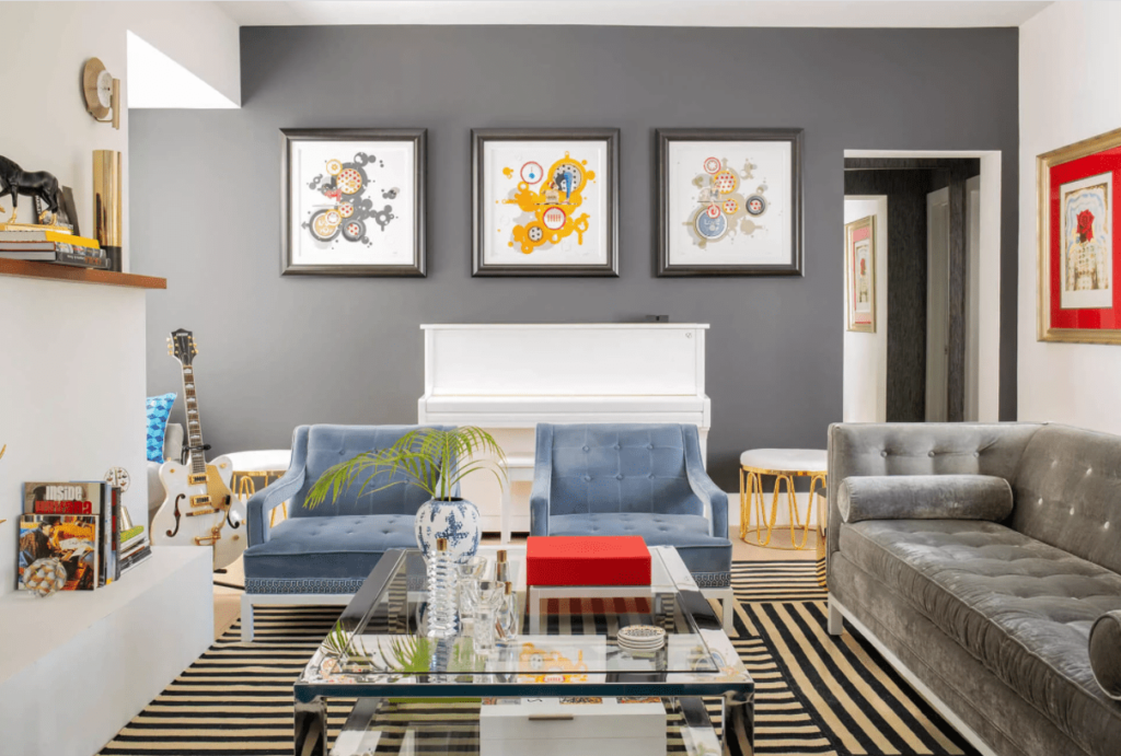 Grey wall modern living room