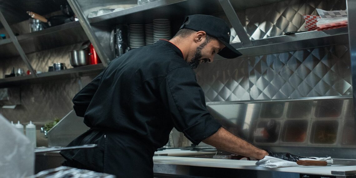Kitchen Equipment Cleaning