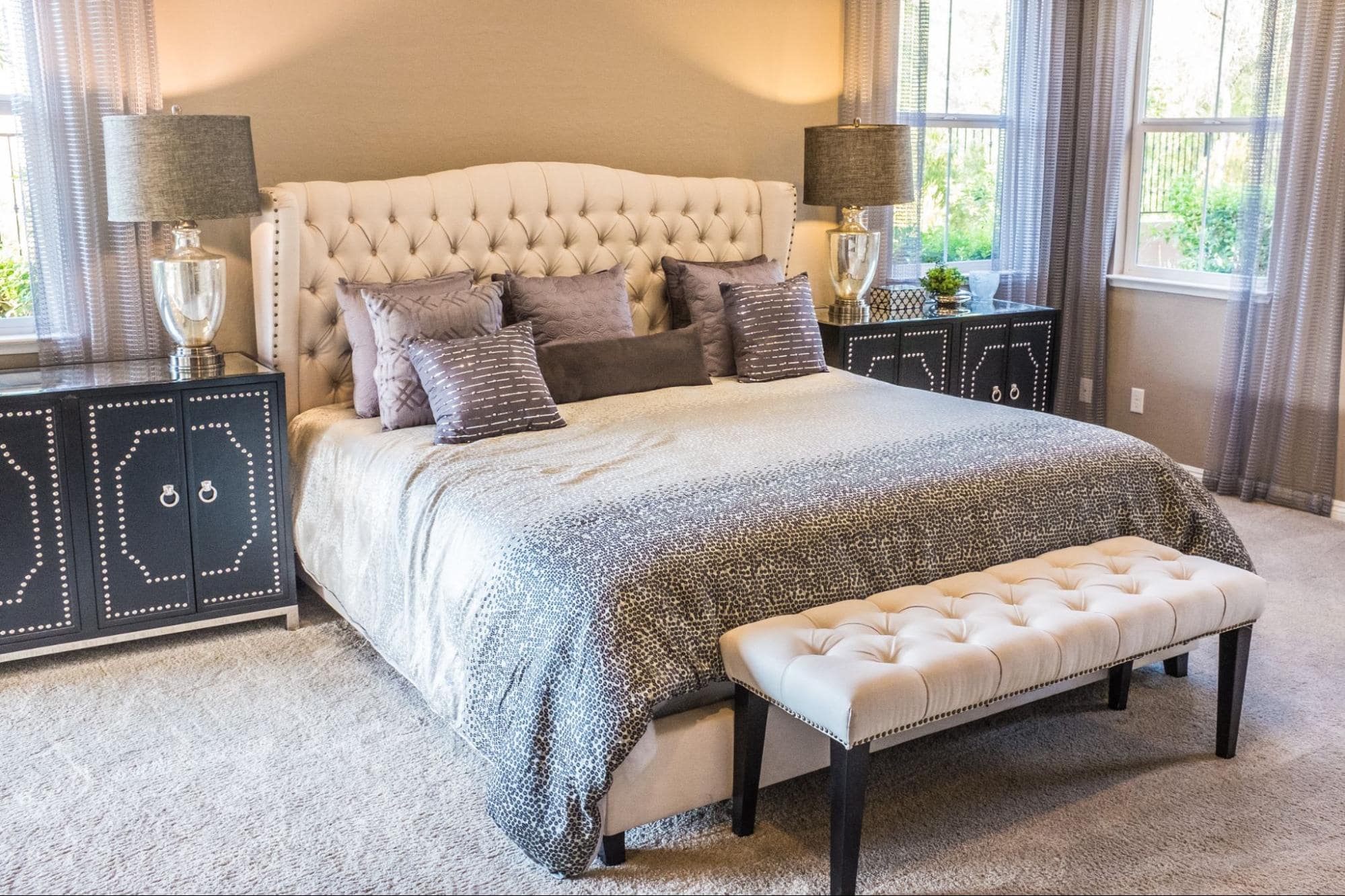 Luxurious Elegance Hamptons style bedroom
