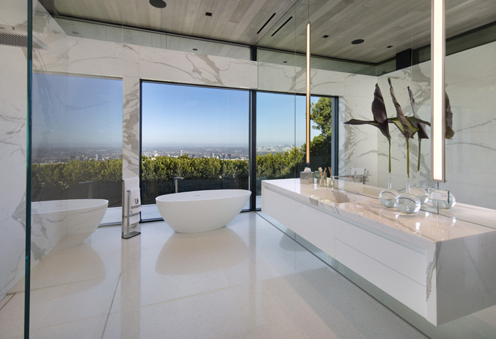 Luxurious bathroom renovation