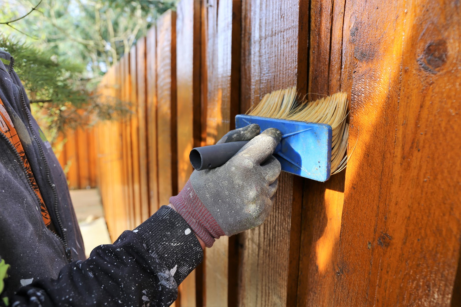 Maintaining Extended Fences