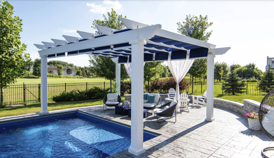 Poolside freestanding structure