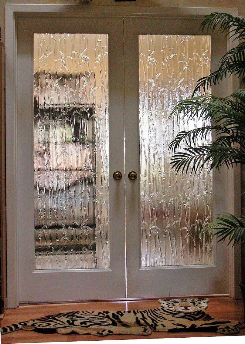 Taffeta Glass Front Door