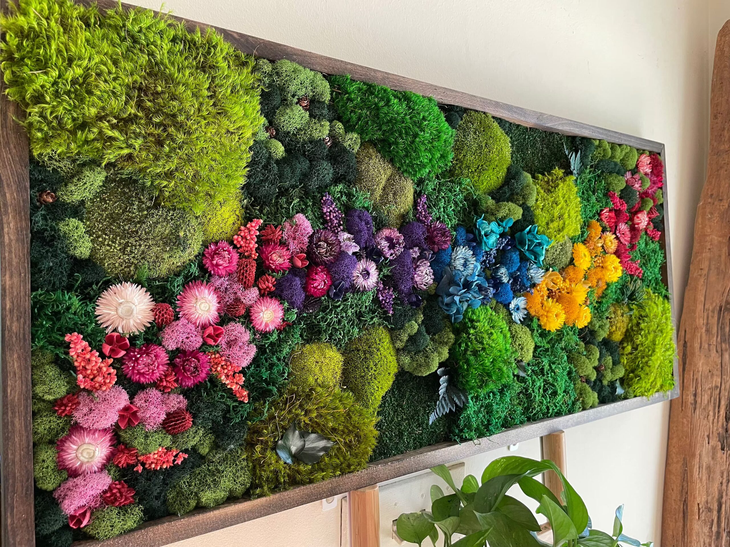 Vertical Moss Art