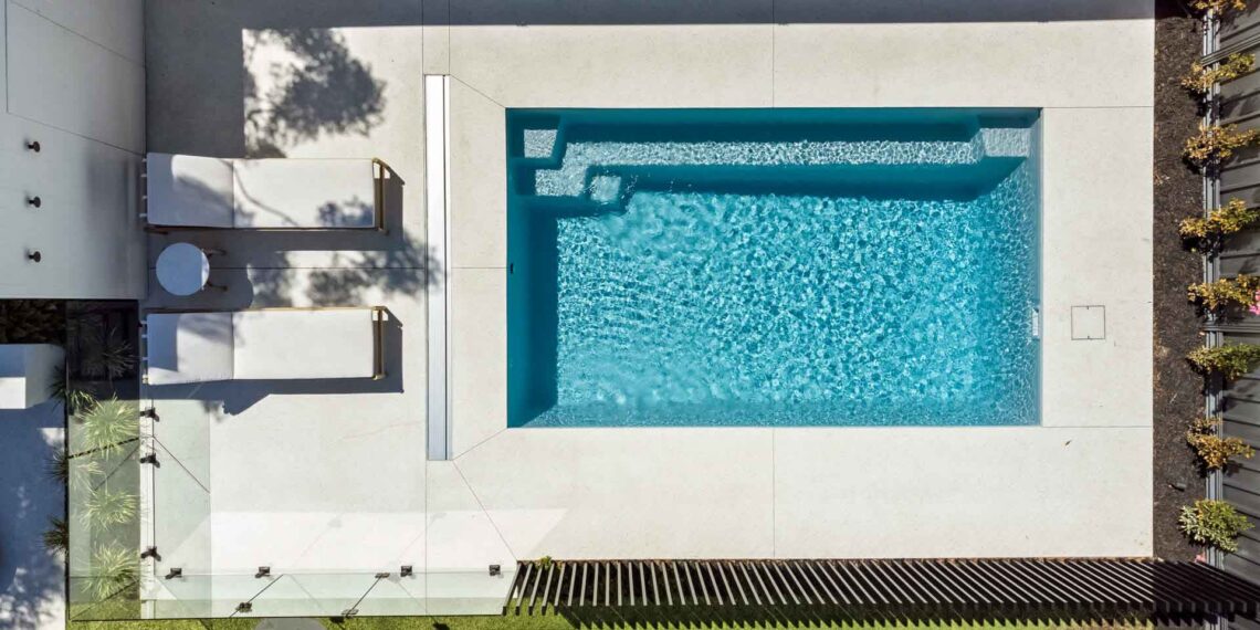 White Water Mould in The Pool And How To Get It Out Of Your Pool