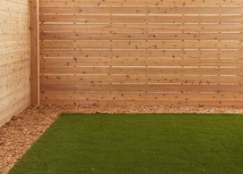 16 Innovative Bottom Of Fence Gap Ideas For Pest Free Lawn