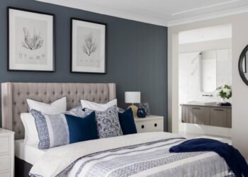 hamptons style bedroom